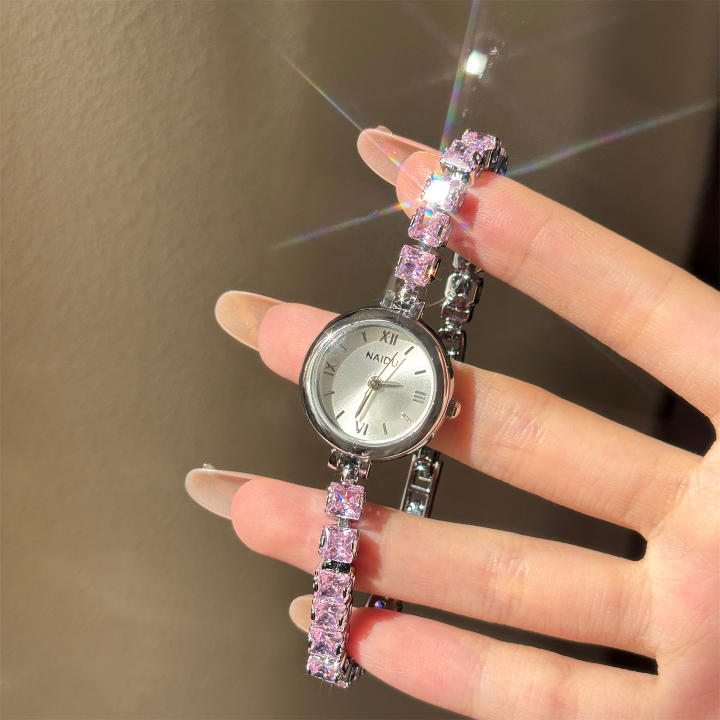 Luxury Watch Level - Nouvelle montre-bracelet incrustée de diamants pour