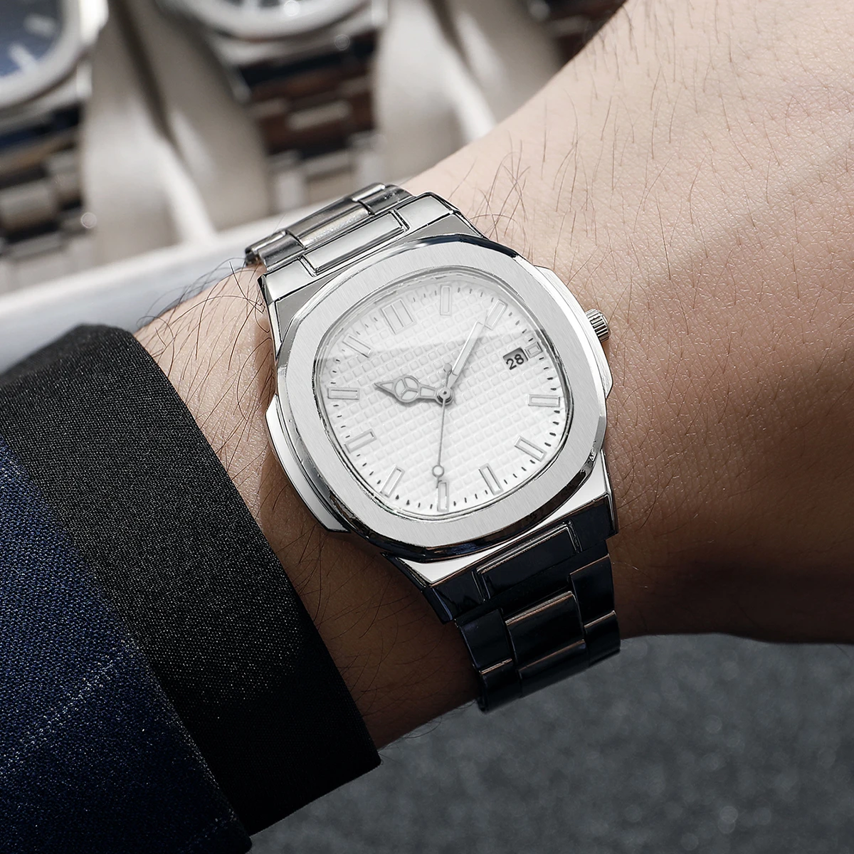 Montres d'affaires carrées de  - Luxury Watch Organizer For Men avis et prix